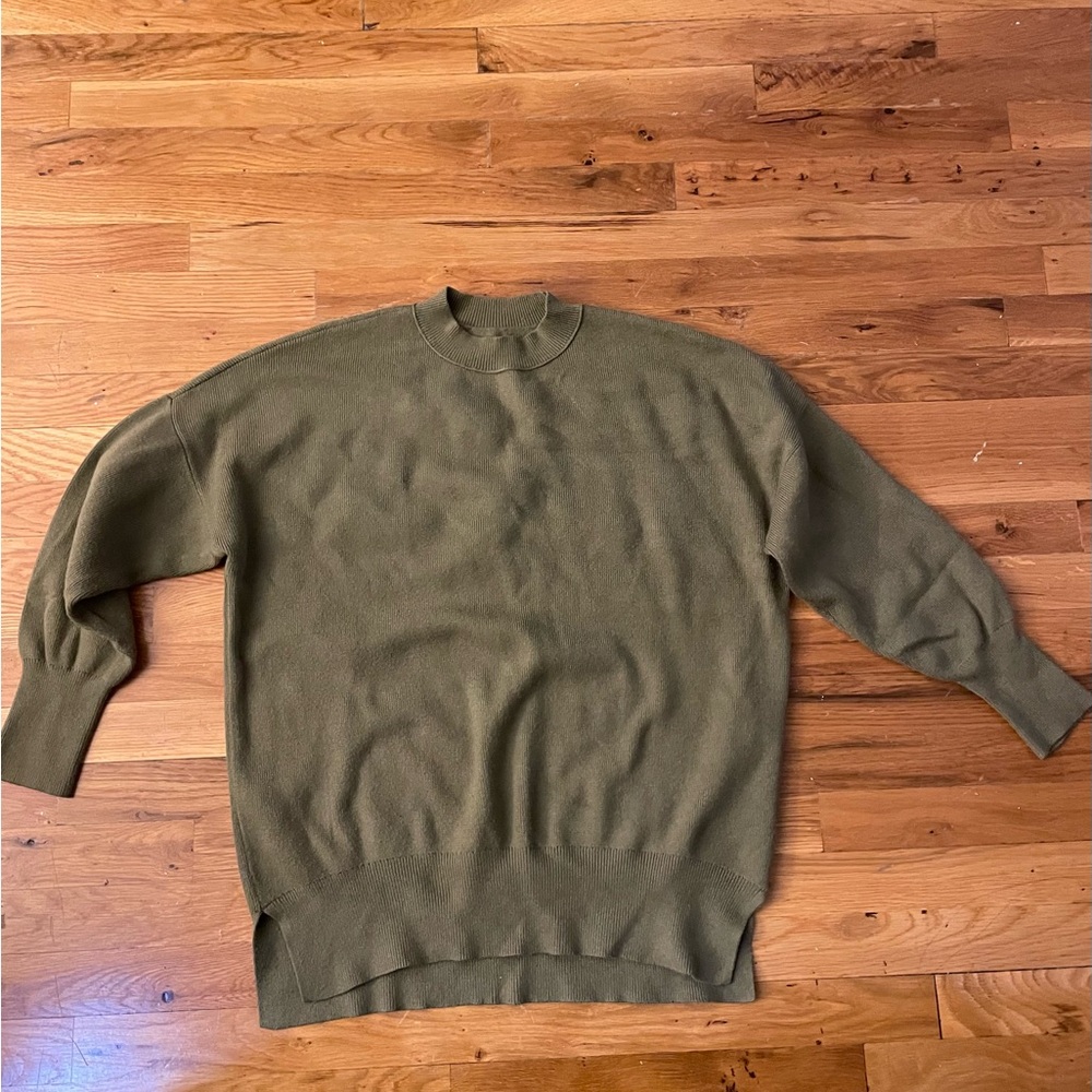 Abercrombie & Fitch Women’s Oversized Crewneck Sweater
